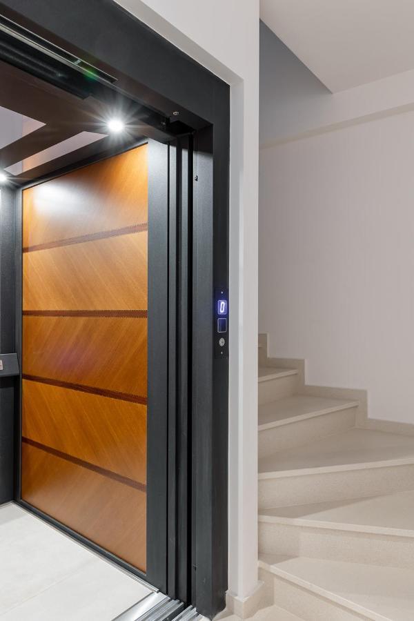 Petrou Suites Ioannina Exterior foto